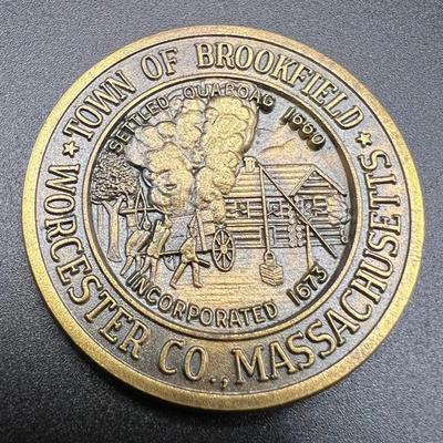 Town of Brookfield Medallion