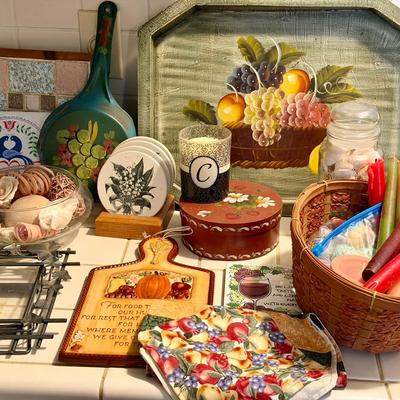 Charming Household Decor Lot 