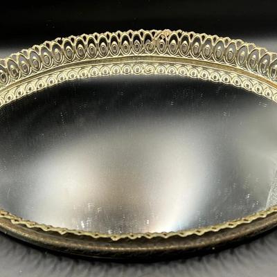 13.5” Oval Mirrored Jewelry Tray