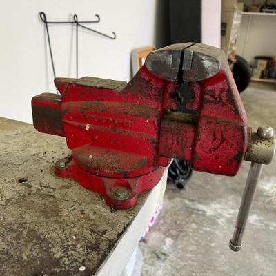 Sale Photo Thumbnail #253