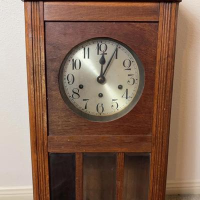 Vintage Wooden Wall Clock With Pendulum / SECOND FLOOR 