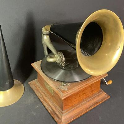 Victrola Machine by Victor