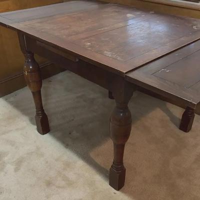 Antique Extendable Wooden Table / SECOND FLOOR 