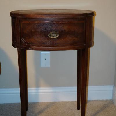Sale Photo Thumbnail #41: Federal style one drawer side table. 