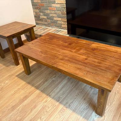 Heavy Construction Woodgrain Coffee Table & Matching End Table   