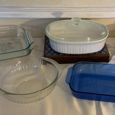 Lot of 6 Pyrex and Corningware 