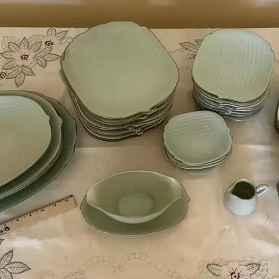 Vintage Japanese Seyei Fine China Set (44 Piece) Banana Leaf
