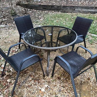 5-Piece Wicker Outdoor Patio Dining Set w/Smoked Glass