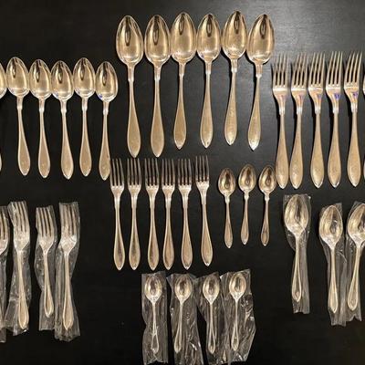 (39) A.G. Dufva Swedish Silver Monogrammed Flatware (18gr) & Roberts & Belk LTD (35um)