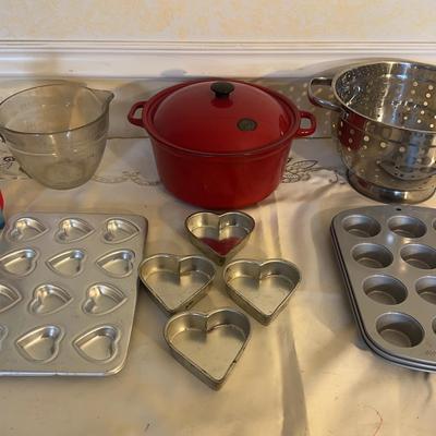Lot of 12 Various Kitchen Items