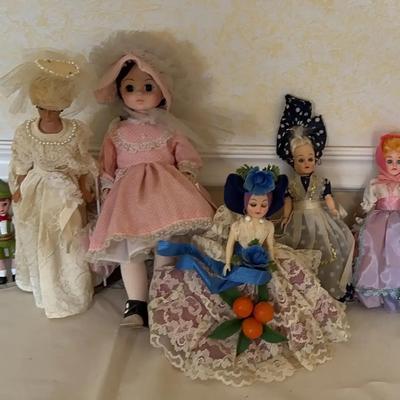 Lot of 13 Vintage Dolls, McDonald’s Mini Madam Alexander Dolls, Vintage Barbie Doll