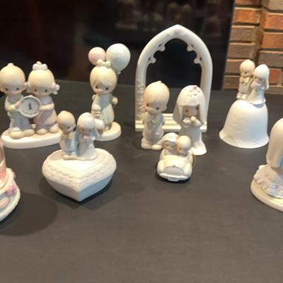 Precious Moments Marriage Themed 10 Piece Lot