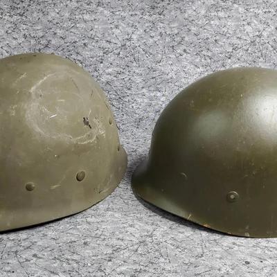 2 Combat Helmets 