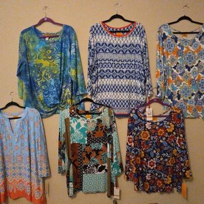 Women Blouses with flowers and stripe