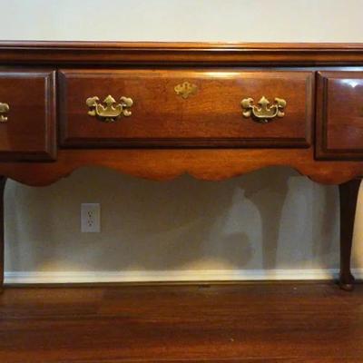 Elegant Buffet Table