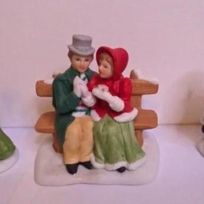 Lefton Christmas "Colonial Village" Set Of 3 (E)