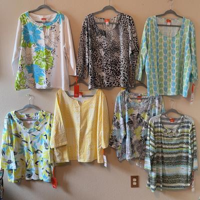 Lot Of 7 NWT HEARTS OF PALM Woman’s Tops Size 3X