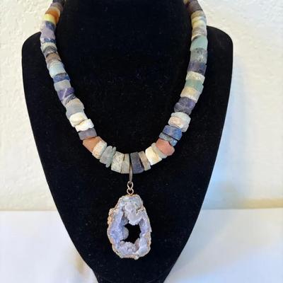 Geode Pendant Necklace
