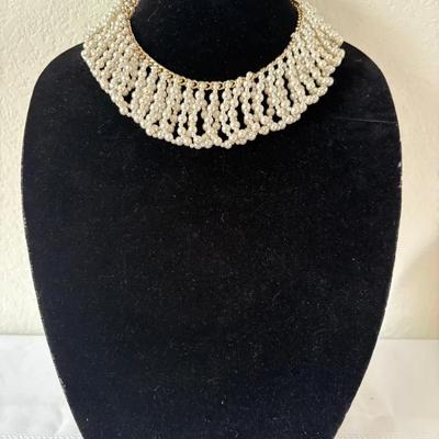 Pearl-Look Choker Necklace