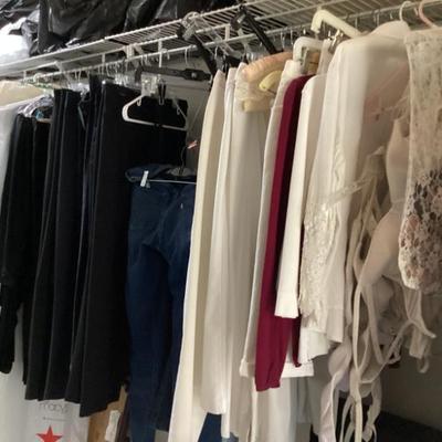 Women s clothing 3)