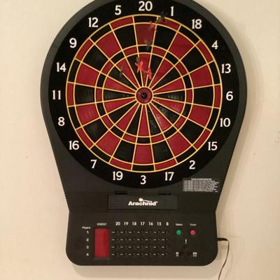 Arachnid cricket pro 650 electronic dartboard