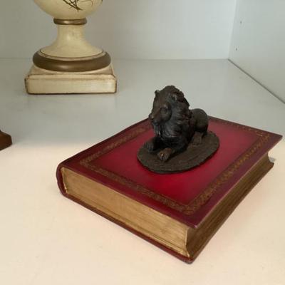 Vintage patinated bronze lion sculpture