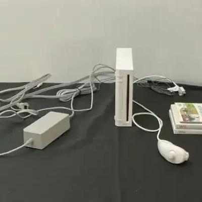 Nintendo Wii Console Set with Controllers and Games