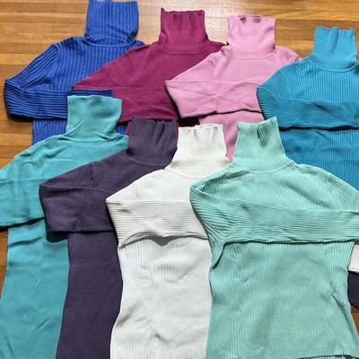 Women’s turtlenecks