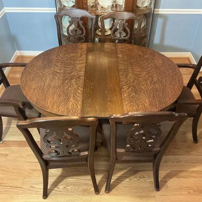 Antique Tiger Oak Dining Table with Six Carved Chairs