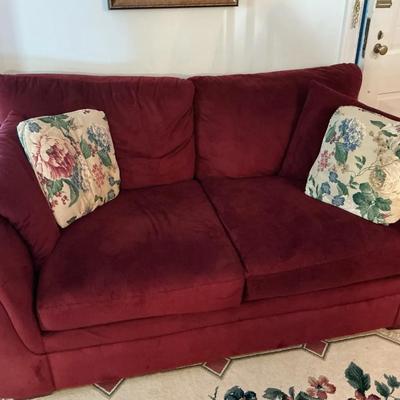 Burgundy Love Seat Sofa 