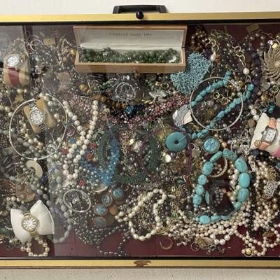 Sale Photo Thumbnail #450