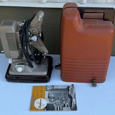 Vintage Revere Model 90 8mm Projector With Manual And Hard Case