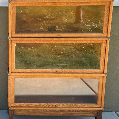 Globe Wernicke Barrister 3-piece Sectional Bookcase With Glass Front Pattern 111