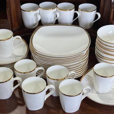 Set Of Studio TU Fine Boone China Prism And Serenity Pattern, Royal Worchester Platter