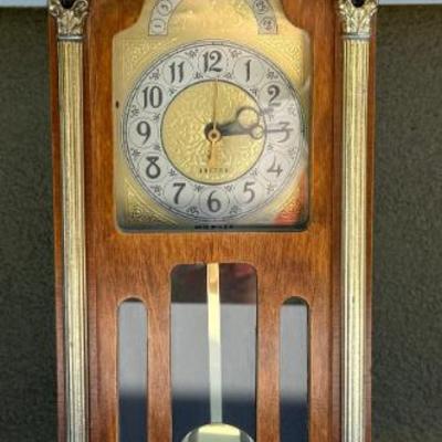 Vintage Approved Electric Clock United Metal Goods Mantle Clock