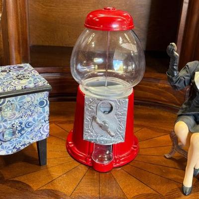 Possible Dreams Figurine, Gum Ball Machine, And Small Jewelry Box