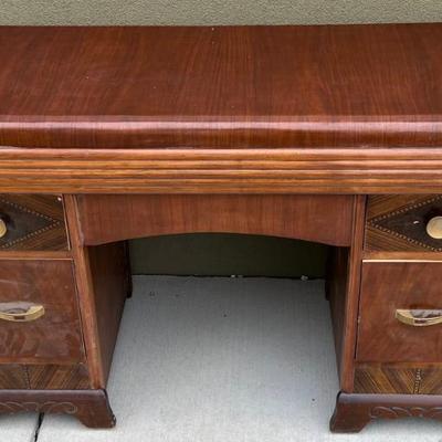 Vintage 1940's Veneer 4 Drawer Vanity (as Is)