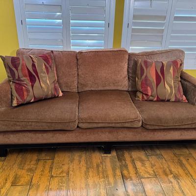 Chenille Upholstered Style Sofa with Wood Base | Three Cushions &  Two Accent Pillows