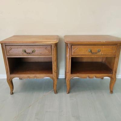 Davis Cabinet Co. Oak Nightstands | Pair of French Provincial | Cabriole Legs & Brass Hardware