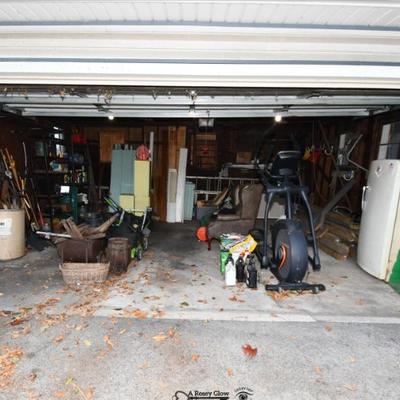 1028 garage