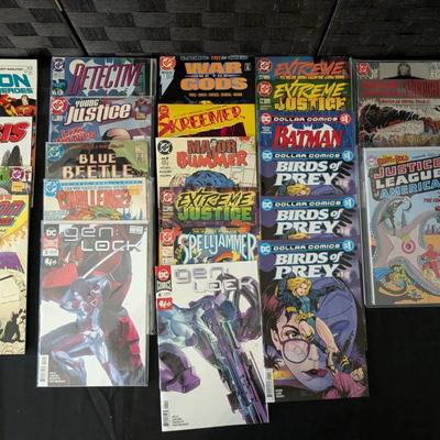 DC Comics  Justice League America ,Legion Of Super Heroes