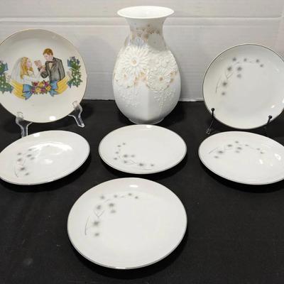 "Platinum Starburst" Japan Plates (5) and Kaiser Germany  White/Gold Bisque Porcelain Vase
