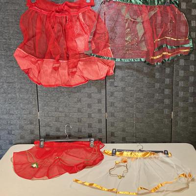 Tulle and Ribbon Christmas Aprons 
