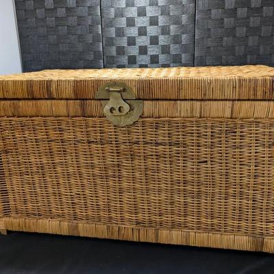 Large Wicker Trunk/ Coffee Table With Etched Brass Hardware 