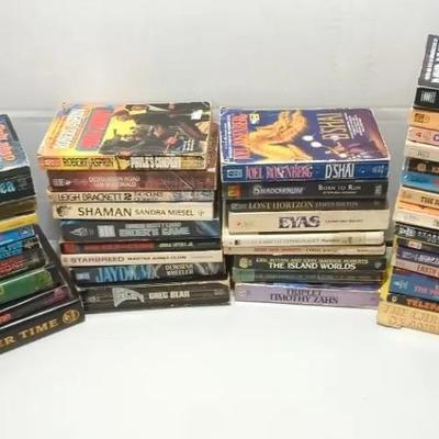 Sci Fi Books City Of The Gods ,The Martian Chronicles,...