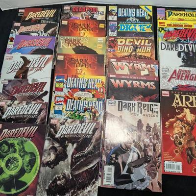 Marvel Comics- Daredevil Dark Tower Wyrums Dark Hood