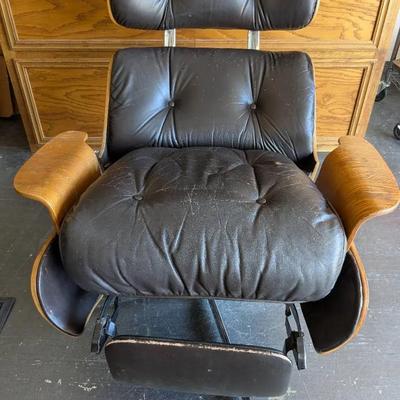 Plycraft Wood and Leather Mid-Century Recliner (see description)