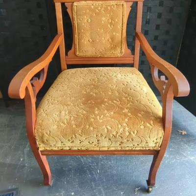 Antique Victorian Walnut Armchair 