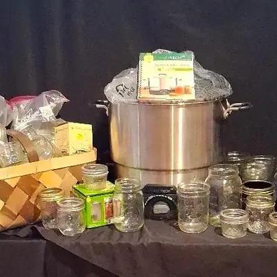 FreshTech Electric Water Bath Canner & Glass Jar Collection