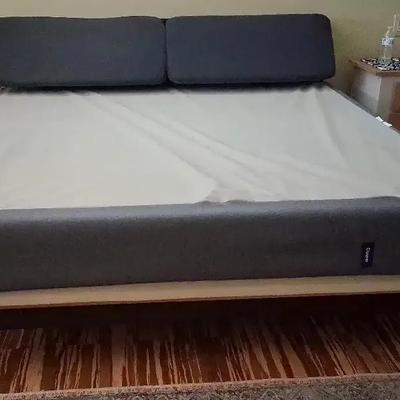 Casper King Size Bed with Mattress & Adjustable Headboard